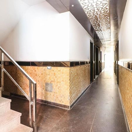 Spot On Hotel Grace Near Star Mall Gurgaon Exterior foto
